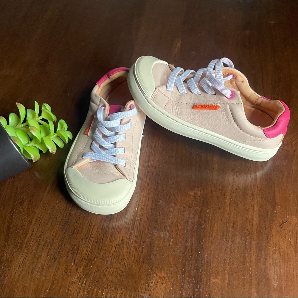 Tip Toey Joey Leather VOLT COLORS Shoes Size 8.5 /eur 25